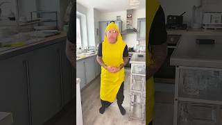 Banana got an unexpected surprise 😂