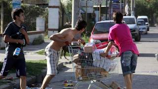 Historias Innecesarias: Acuartelamiento Policial - Cordoba 2013