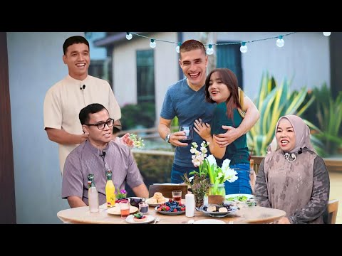 Pelukan Fuji Dan Aisar Khaled Saat Makan Bareng Bikin Keluarga Haji Faisal Baper