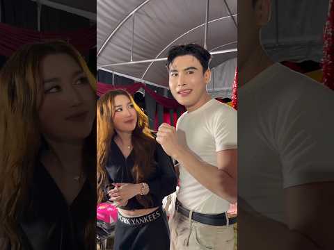 พี่ดิวถามเบสบิ๊กผู้ใหญ่บ้าน 2 คนเขาสถานะเป็นไรกัน เขิลลล อ้ายบ่กล้าถาม 555 #ผู้ใหญ่บ้านฟินแลนด์