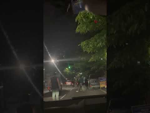 Pengendara jalur benar kesel banget sama pelawan arah