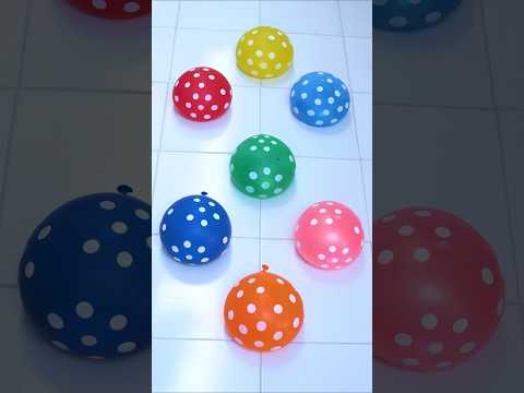 Water Balloon Popping 💦🎈🌈 #asmr #funny #poppballons #satisfying #balloon