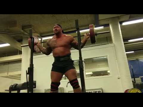 Remember When Hafthor Bjornsson Squatted 440 Pounds 200 Kilograms 29 Times Barbend Remember When Hafthor Bjornsson