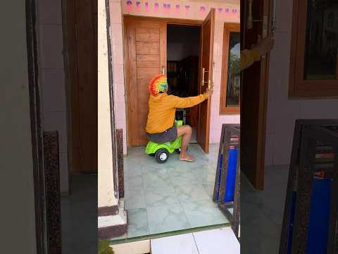 Pintu kok bisa ketawa || #shorts #comedy #kocak #funny #ngakak #ngeshortsdulu #youtubeshorts #lucu