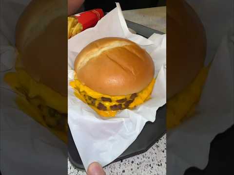 SI SOS AMANTE DEL CHEDDAR ESTE VIDEO ES PARA VOS #mcdonalds #burgerking #fastfood #hamburguesa