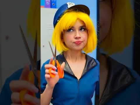 PRESTITIMI I TUOI CAPELLI! 💇♀️😱 ESPERIMENTO CON I CAPELLI! 😂💁♂️