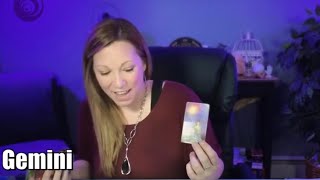 Gemini ♊️ Opposites Attract Or Karmic Cycle? 🤔 {Love Tarot August 2025 Horoscope}