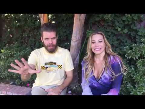Taylor Dayne Serenades Perez!