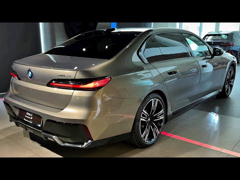 2025 BMW i7 - Striking Luxury Sedan!