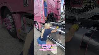 DEIXA ELA COM O AGAXAMENTO E O FACÃOO DELA 🤣🤣🤣