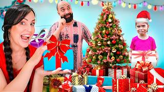 COMPETENCIA de REGALOS 🎁 Quién Tuvo Más Suerte? 🎄 Sandra Cires Art y Familia