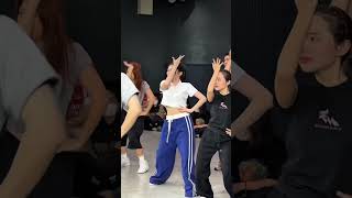 Không có việc gì khó với tôi hết! #orangesinger #cmazor