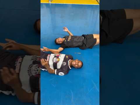 Agora em dose dupla é de graça! #futebol #comedia #soccer