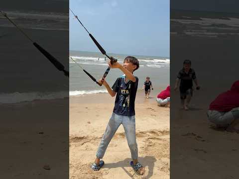 Thả diều cậu bé lần đầu được nghệ nhân dạy cho thả diều lượn #layangan #kite #patang #xuhướng #viral