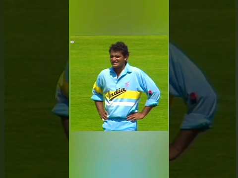 Azharuddin drops catch against Australia|