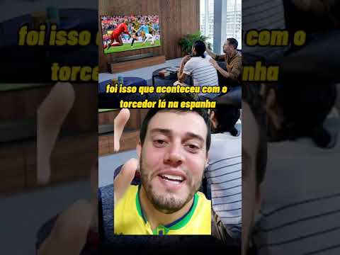 A bola do jogo do Real Madrid caiu na sua casa durante o jogo kkkkk