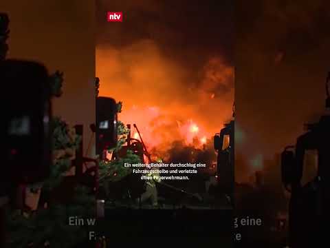 USA: Industrielager in Michigan geht in Flammen auf | #ntv #shorts #nachrichten #michigan #feuer