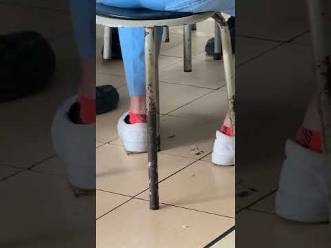 Không biết nội dung clip là gì luôn, đôi nam đi tất đôi!?