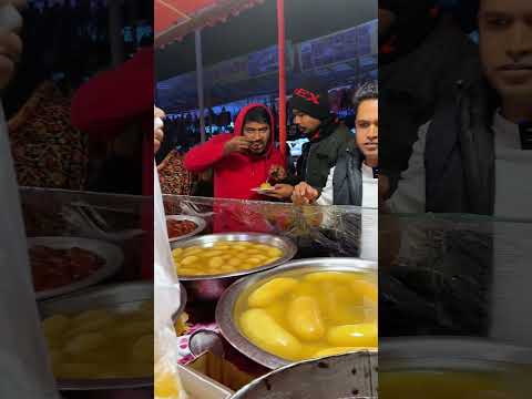 গাজীপুর মেলায় বালিশ মিষ্টি খাইলাম #বালিশ_মিষ্টি #Gazipur #Bangladesh #shorts #shortvideo #viral