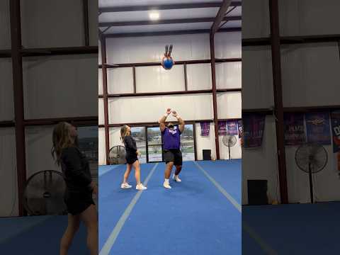 I wish I could stunt everyday!! #cheerleading #stunt #cheerleaders #sports #athlete