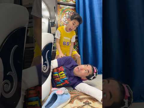 Hide-and-seek with Dad 🫣👻 #funnyshorts #viralshorts