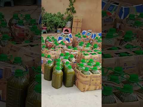 ها زيت الزيتون البكر الممتازالجودة اللهم بارك قلعةالسراغنةبتاريخ29/10/2025اثمنة #الزيت75dhللتر_الواح