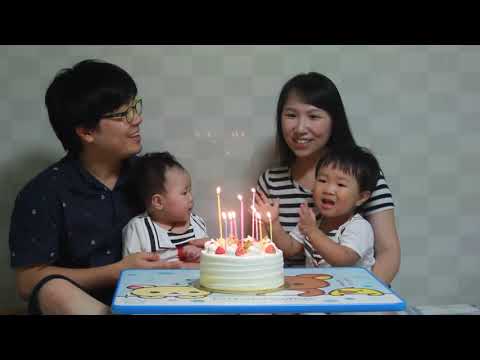 Happy Birthday, Mommy! 엄마, 생일축하해요! (2013)