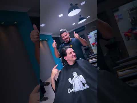 Aquele corte que muda o dia ✂️✨ Realmente, estou vivendo um bom dia! #NovoVisual #Estilo #Barbeiro