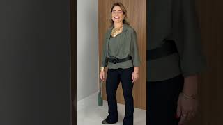 Vídeo adicional 7 do item Calça Eugenia - Preta - Design Moderno com Fechamento em Zíper Frontal e Caimento Impecável