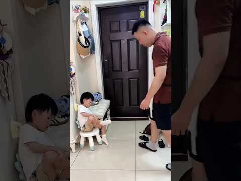 It's too hard for dads. After all, dads bear all the reverse parenting. Killing the chicken to s