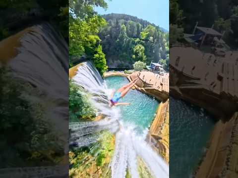 this waterfall must be in UTOPIA 🤯