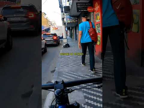 PASSEI DE BIKE NA CALÇADA E QUASE DEU RUIM 😭