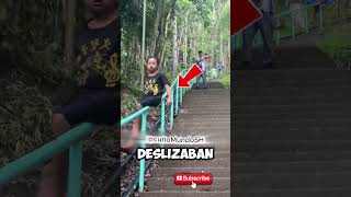 ¿Escaleras? ¿O una autopista con toboganes?