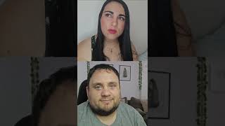La chica recibe un mensaje de su abuelo fallecido