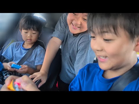おいちゃんのサングラスダンスとポコポコゲームで大騒ぎ三兄弟　＃2141