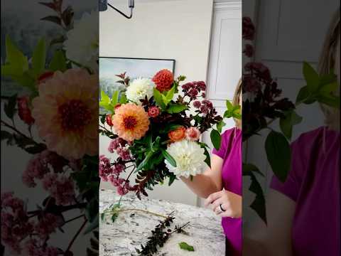 Day 8 💐 10 Days of Late Season Bouquets 💕Zone 5 👩🌾 #cutflowers #flowerfarming #gardening