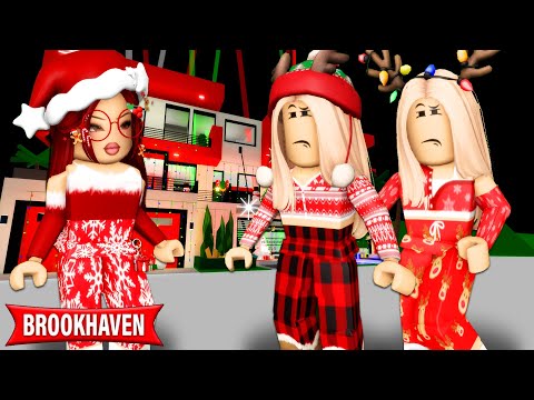 A MENINA SE ACHAVA POR TER A CASA MAIS DECORADA DE NATAL | Historinhas Brookhaven RP | Roblox