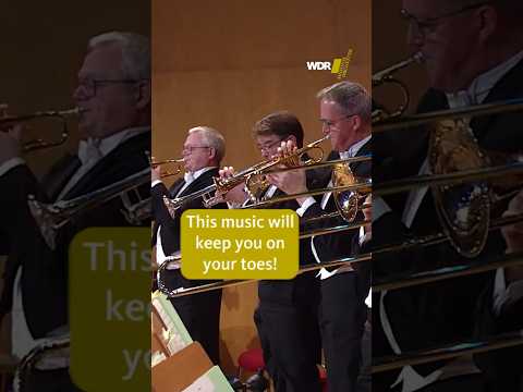 Even our #brass section can't stay on their seats.🎺🎺🎺#leonardbernstein