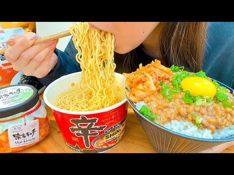 寝起きで納豆ご飯とカップ麺をすする幸せ朝ご飯【飯テロ】