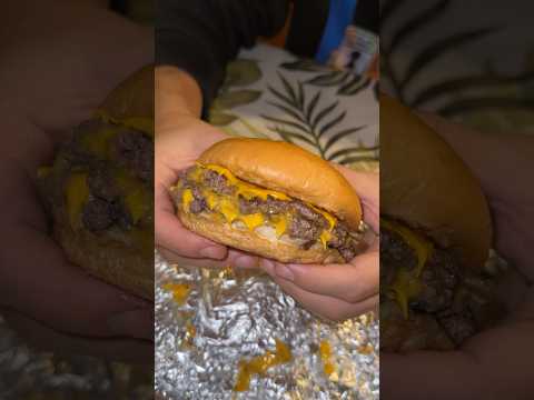 COMO HACER HAMBURGUESAS COMP UN PRO #receta #comida #fastfood #cocina #hamburguesas #recetasfaciles