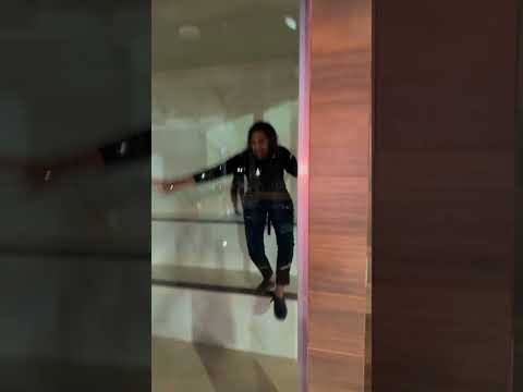 Prendeu a mulher gato