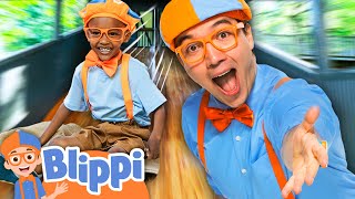 Red Light, Green Light & Big Slide Games with Blippi!