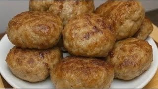 Просто натрите кабачки и добавьте яйца! Так вкусно, что готовлю часто летом!