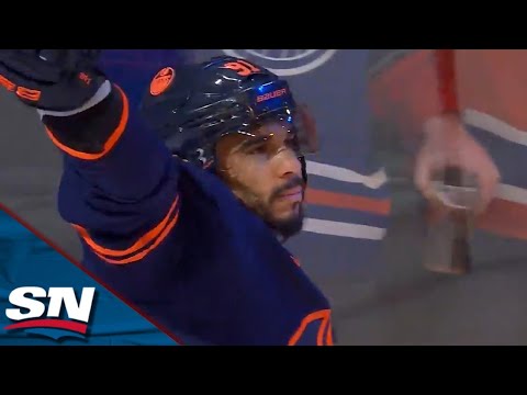 Evander Kane Completes Natural Hat Trick Over Six-Minute Span In Second Period Of Game 3