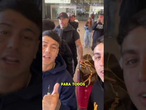 Duki casi se enoja con un fan por que pensó que vendia droga #viral