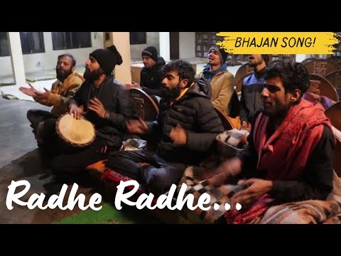 Radhe Radhe Bhajan Song | Night Bajan at Anamay Ashram!