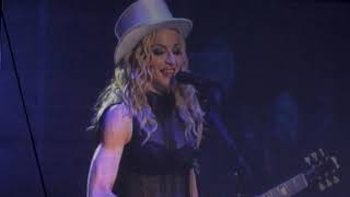 Madonna – Sticky & Sweet Tour live at Madison Square Garden, NYC (October 11, 2008)