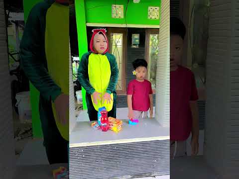 Dikira mau ambil jajanan #shorts