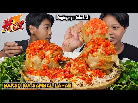 Bikin ngiler ! Mukbang bakso iga sambal lahar pakai nasi + lalapan sirih cina, ah kenyang