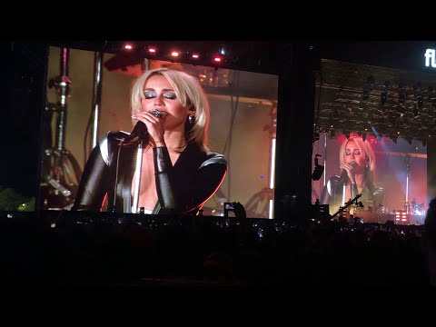 Miley Cyrus - You (new song) / Live at Lollapalooza Argentina 2022 [From the crowd]
